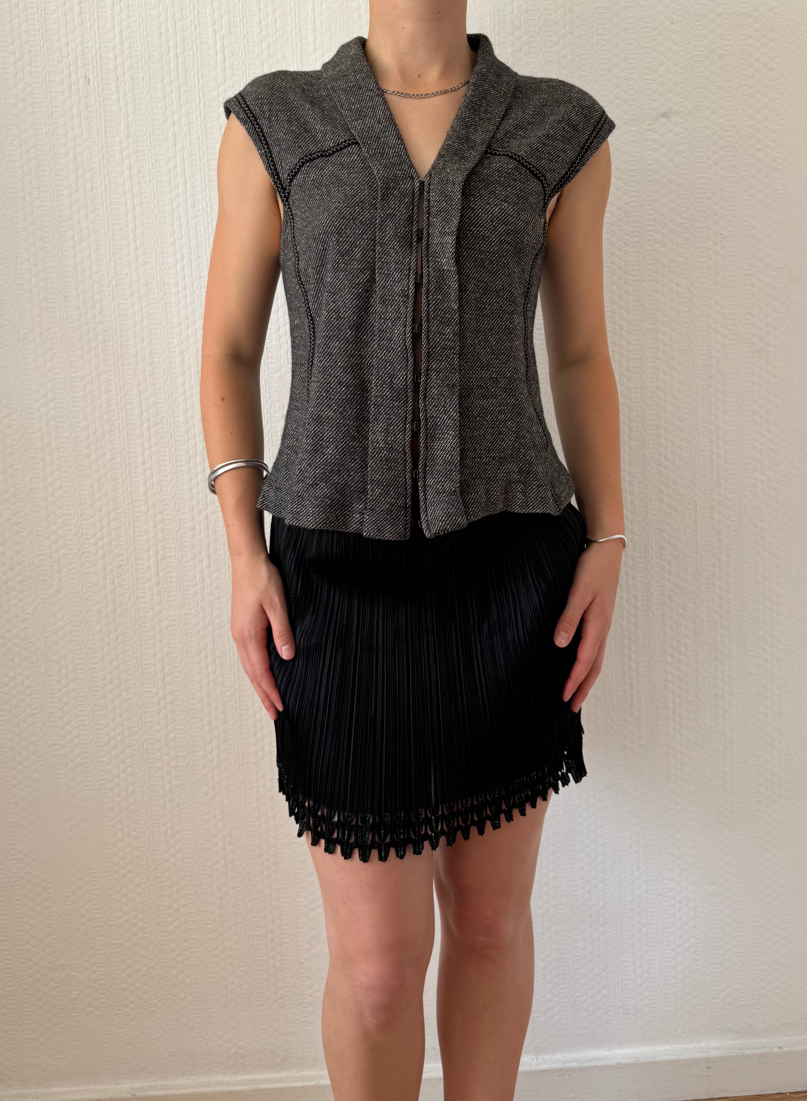 Knitted Sleeveless Blouse