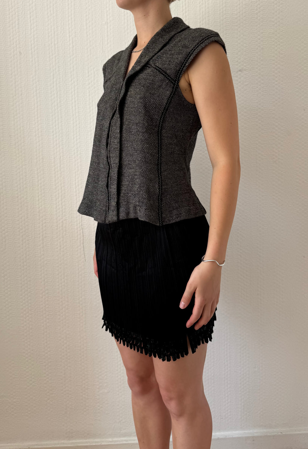 Knitted Sleeveless Blouse