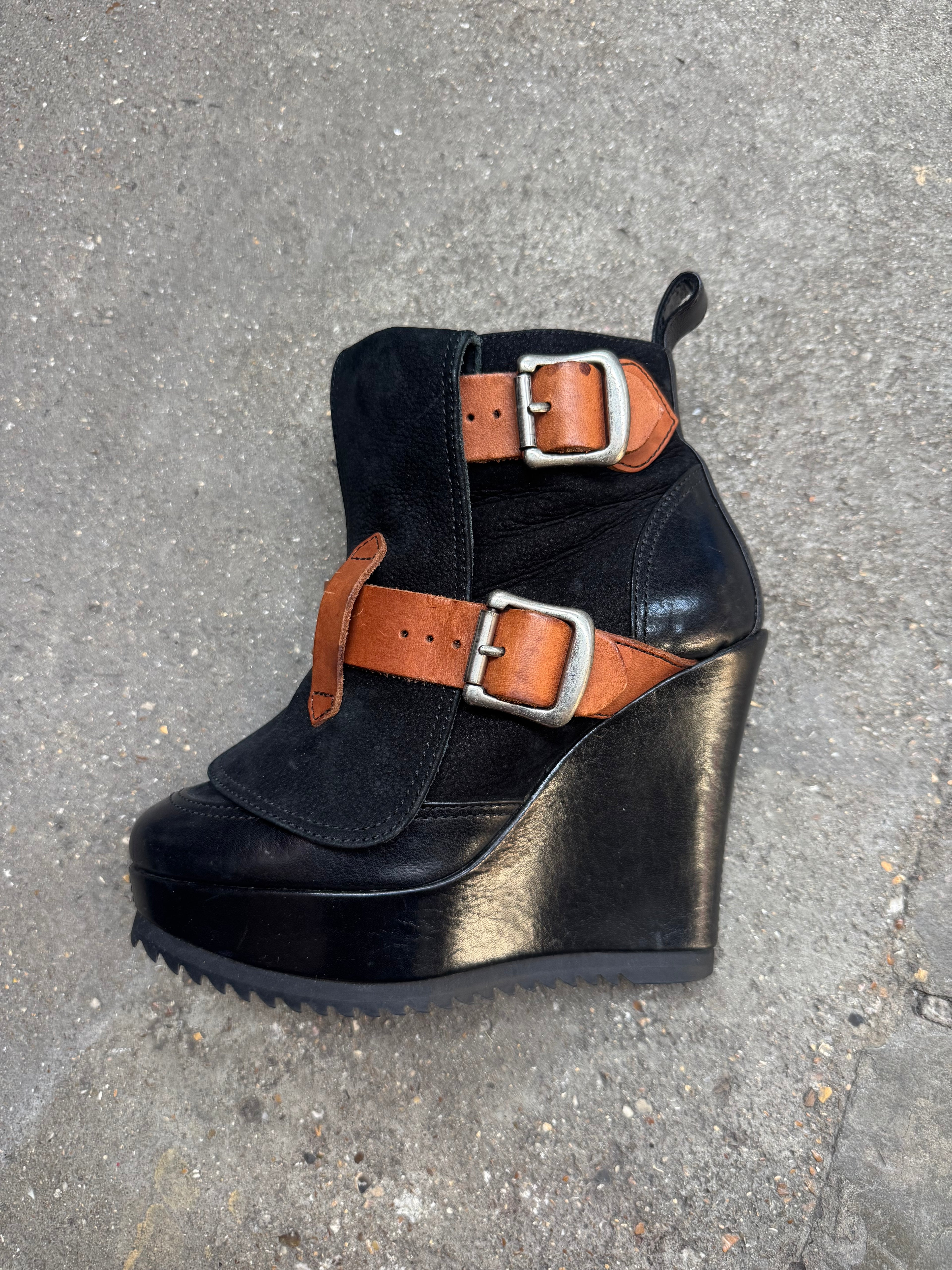 2011 Pirate Sky High Wedge Boots