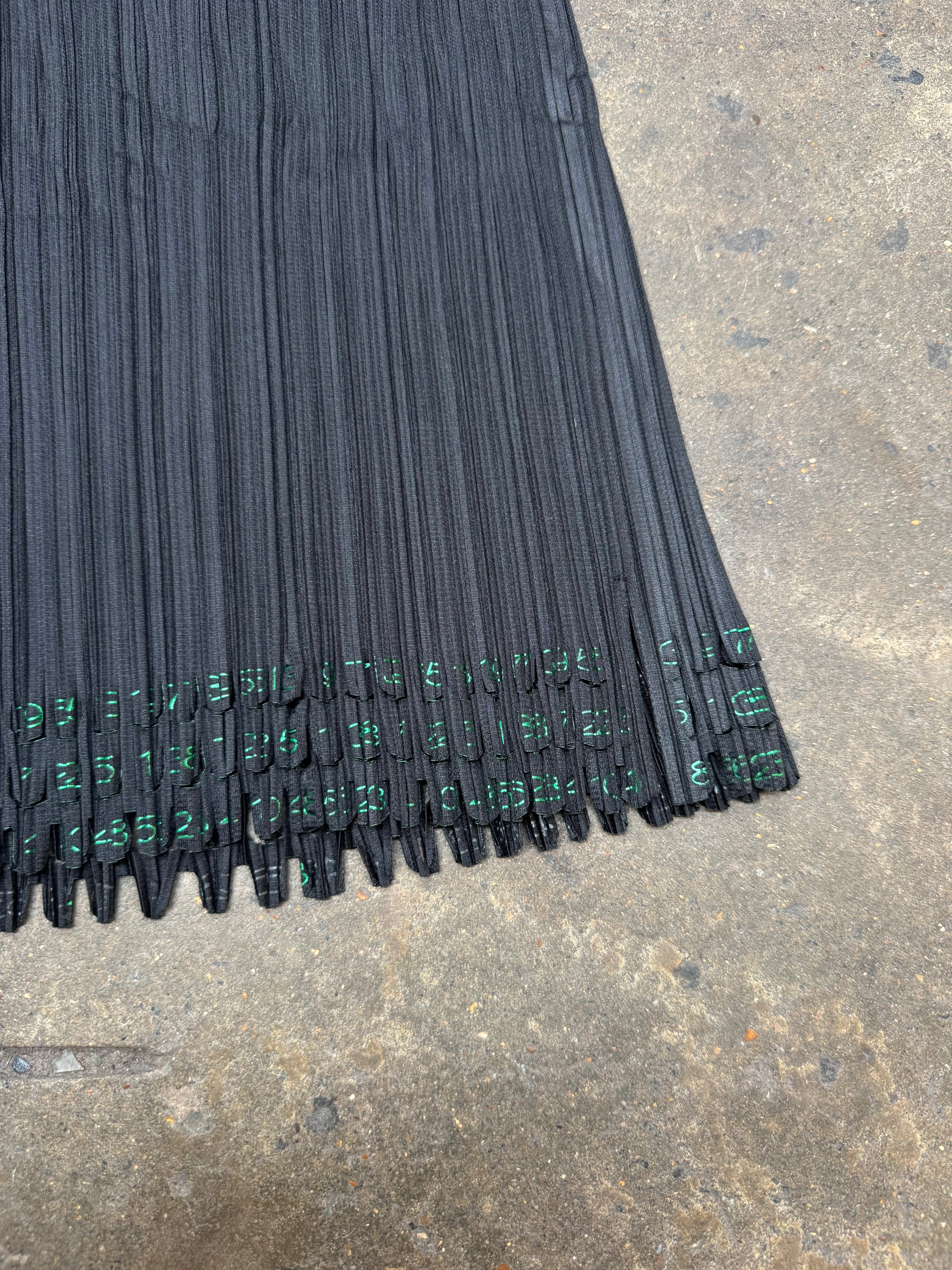 A/W 2007 Matrix Printed Pleated Mini Skirt